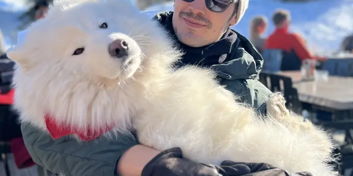 Dog sitter passionné disponible sur Genève !