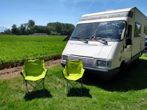 Location Camping-Car 4-5 couchages pour CHF 79.--/jour