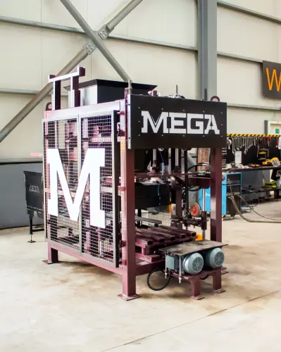 Machine De Production De Parpaing Et De Pavés En Beton (Ensem