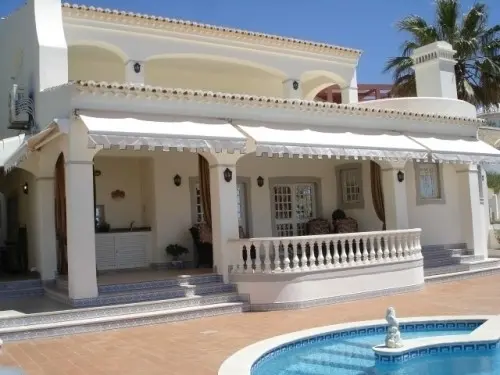 Villa 4 chambres Albufeira Ref V4-05 à Faro