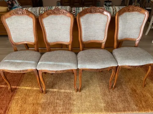 4 chaises style Louis XV à Satigny  Genève