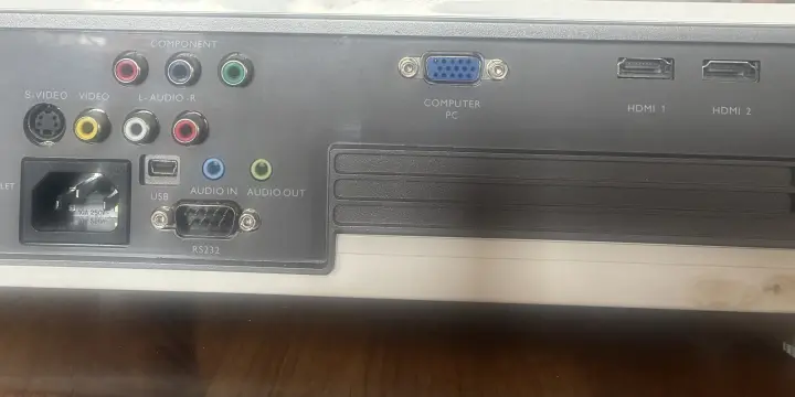 Projecteur Benq W600+ et écran projection Celexon Manuel Pro
