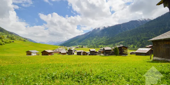 Parcelle à bâtir à Gluringen - Votre rêve d'une maison dans les Alpes!