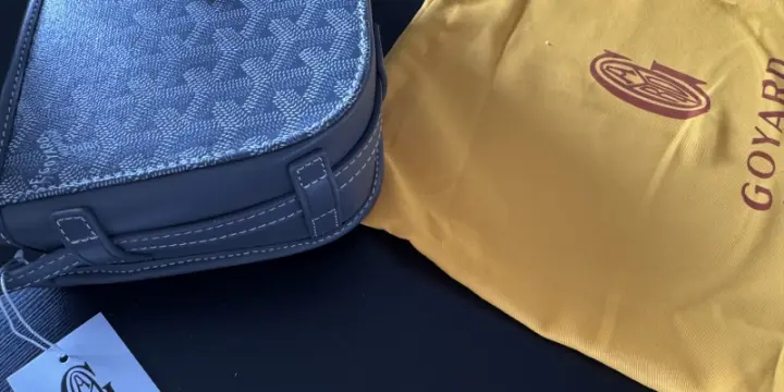 Sac Goyard Belvedere PM gris