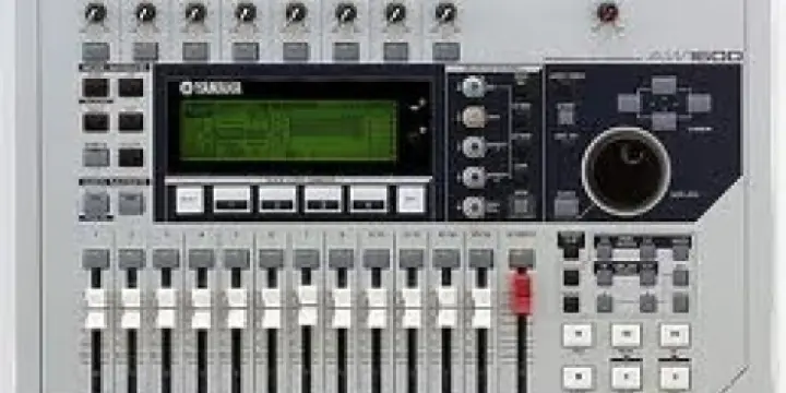 Table de Mix Yamaha AW1600