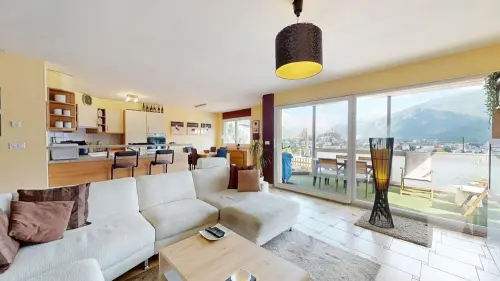 Bel appartement en terrasse avec un garage et une vue exceptionnelle !