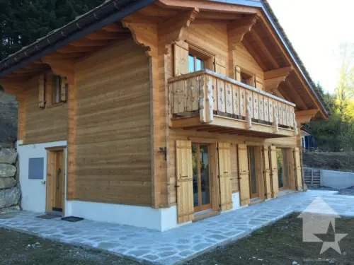 Chalet de 5.5 pièces sur plan, calme, ensoleillé, belle vue à Ovronnaz