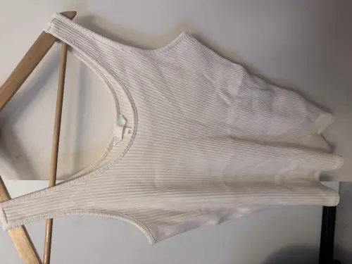 Pull body blanc à Pont-de-la-Morge (Sion)