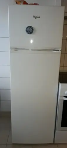 Réfrigérateur à vendre - excellent état à Petit-Lancy