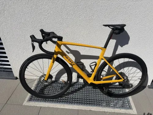 Vélo de course Scott Addict RC 10 carbone