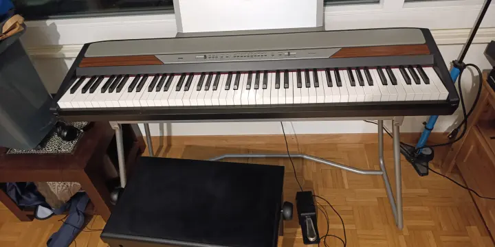 Vends Piano Électronique KORG SP250