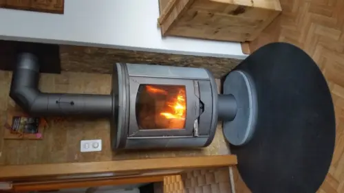 fourneau Altech Eclips utilisé 1 hiver très bon état à GRÔNE