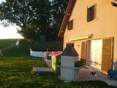 Je garde votre chien à mon domicile à Bettens
