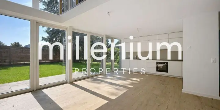 Villa mitoyenne moderne avec studio indépendant