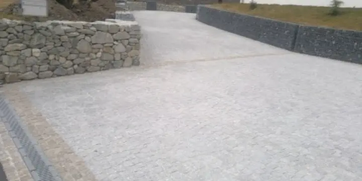 pose de pavé en granit a 150frs m2 VS VD