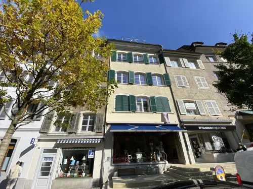 Appartement de 3,5 pièces avec 109 m2 et ascenseur privé et balcon. à Porrentruy