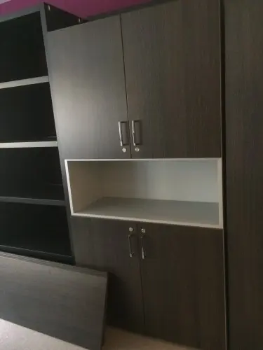 Armoires de qualité et presque neuves! à Lausanne