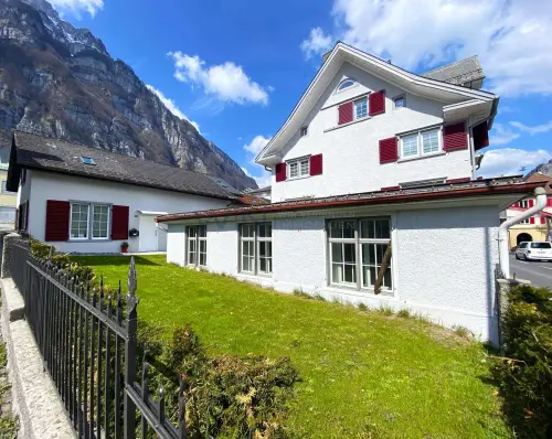 Dein schönstes Geschenk - Dein neues Zuhause à Glarus