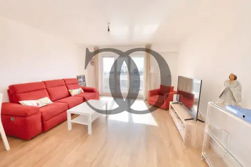 Appartement de 2,5 pièces entièrement rénové à Clarens