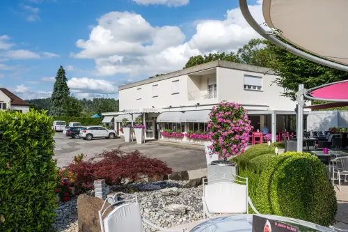 Immeuble à réhabiliter sur grande parcelle à vendre à Porrentruy