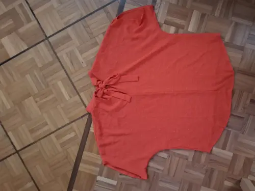 Shirt Shein orange à Moutier