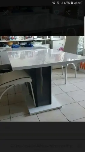 Tables à manger Conforama  à Nyon
