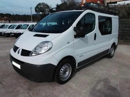 Renault Trafic 2.0 DCI combi 6 Places à Ponteareas