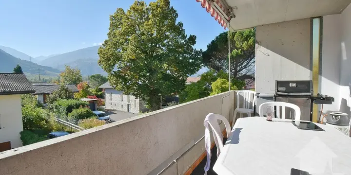 4.5 pièces avec un garage box et une place de parc extérieure incluse