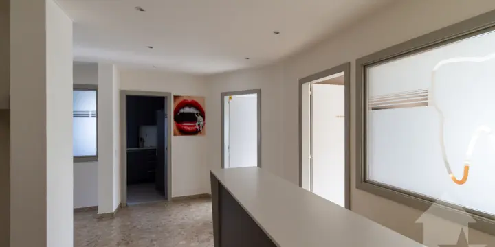 Cabinet 4.5 pièces lumineux de 115 m2