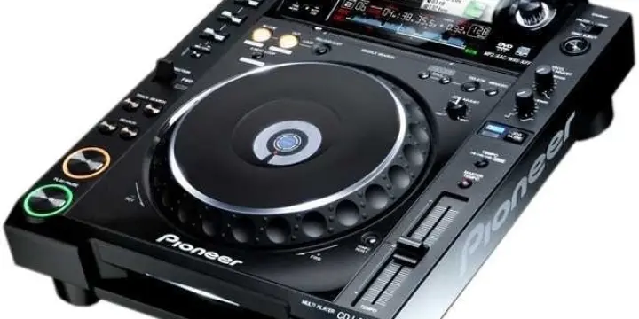 Pioneer CDJ 2000