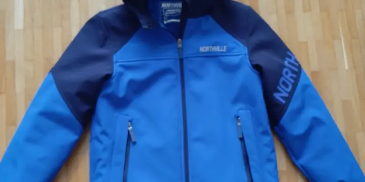 Belle veste chaude et impérmeable 140