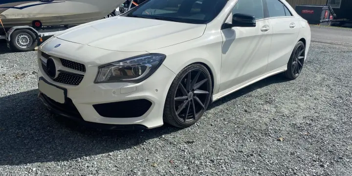 Mercedes-Benz CLA 220 CDI 2.1-170 D