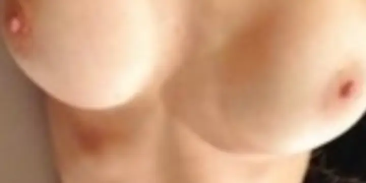 je suis sensible des seins.
