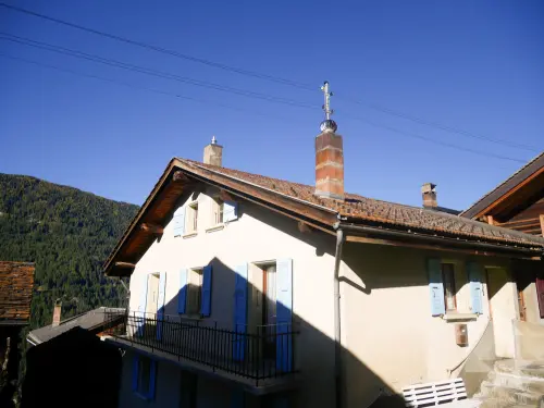 4,5 pièces, à rénover dans maison villageoise à Chandonne à Chandonne (Liddes)