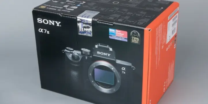 Sony A7 III