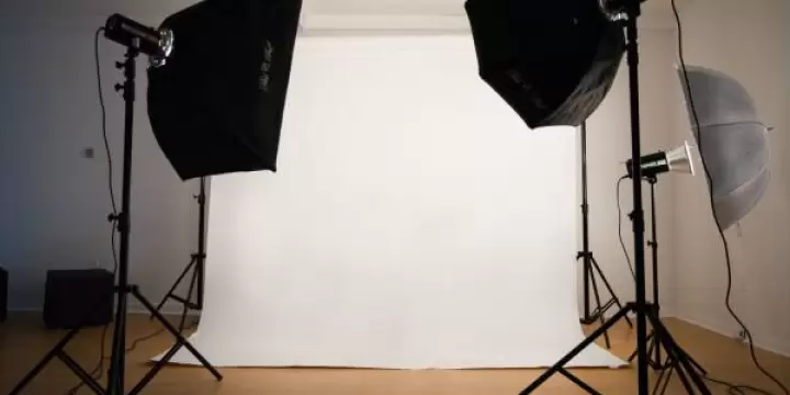 Modèles féminins pour shooting photo rémunéré