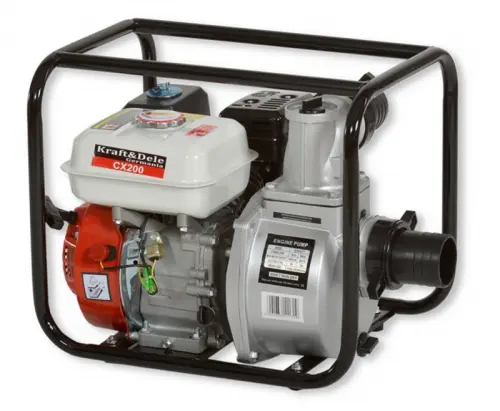Pompe à eau 600l/min - moteur essence 5.5 chevaux à Bösingen