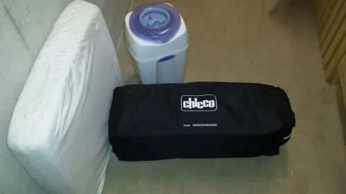 URGENT / Lit voyage chicco à satigny