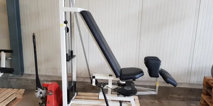 Adducteurs Technogym Isotonic