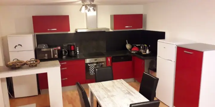 Appartement T2 Avec Terrasse-jardin