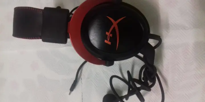 Casque gaming avec micro.