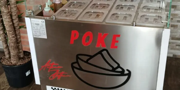 Banco refrigerato per Poke 12