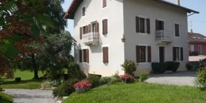  LOISIN 74 Belle villa bourgeoise