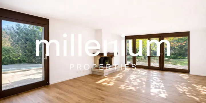 Grande maison avec piscine à Versoix