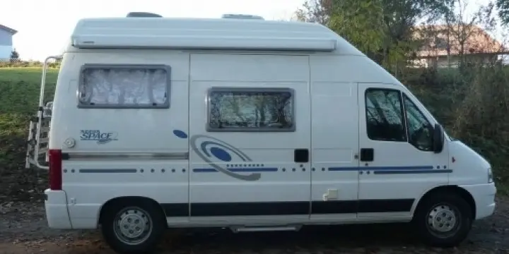 A vendre camping car fourgon