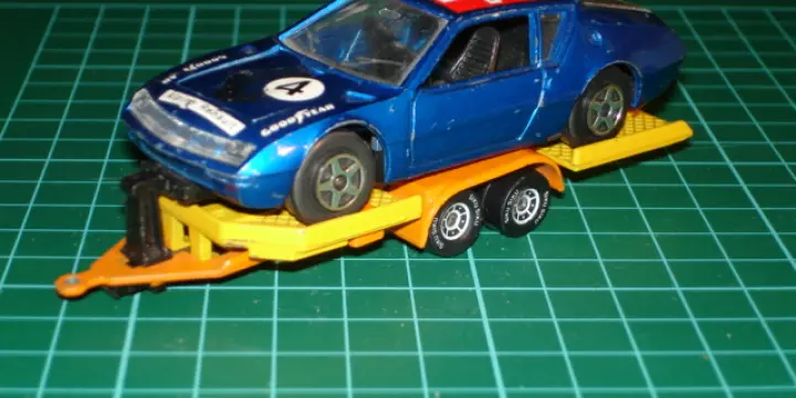 Set Renault Alpine A310 Rally Elf avec remorque Siku 2217