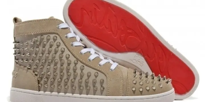 Neuf  Christian louboutin Nike sneakers!