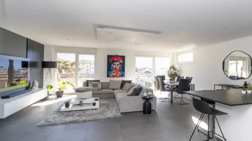 A VENDRE SPACIEUX APPARTEMENT 4.5 PCES A CONTHEY à Conthey