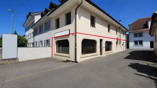 À vendre à Courroux local commercial ''open-space'' de 100 m² à Courroux