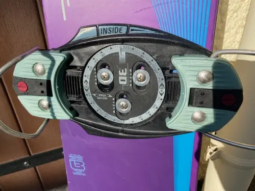 Surf Burton 151 cm fixation Alpin, très bon état